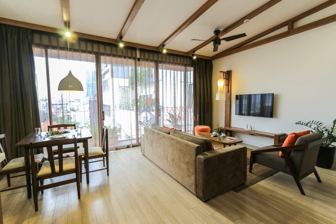 Hanoi, Ba Dinh District の Kim Ma Street にあるモダンな2ベッドルームサービスアパートメント