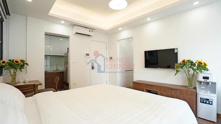 Ngoc Ha Ward、Lieu Giai通りにあるモダンなスタジオアパートメント – 35m²、家具完備
