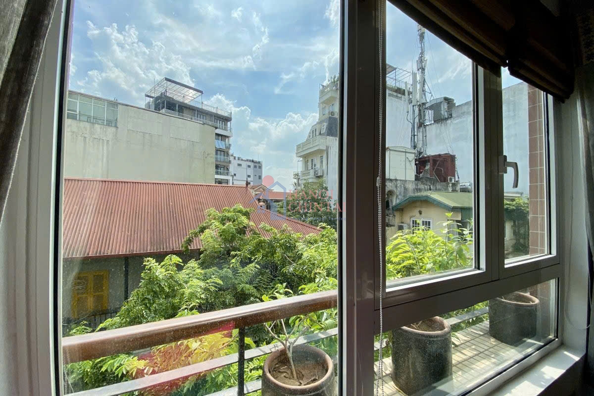 アパートメント 502、Nguyen Khac Hieu St、Ba Dinh Ward、ハノイ – 1 ベッドルーム、1 バスルーム、30 ㎡