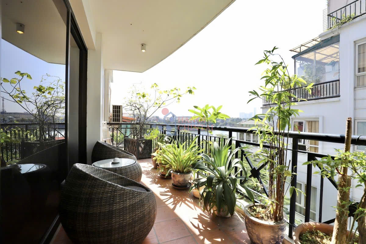 アパートメント 601 – 2BR/2BA、150m²、Nam Trang Street、Ba Dinh、ハノイ