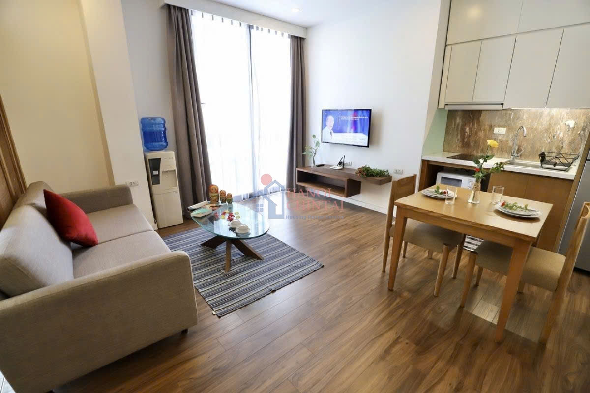 ハノイ市バーディン区Dao Tan Streetにある広々とした1ベッドルーム賃貸アパート