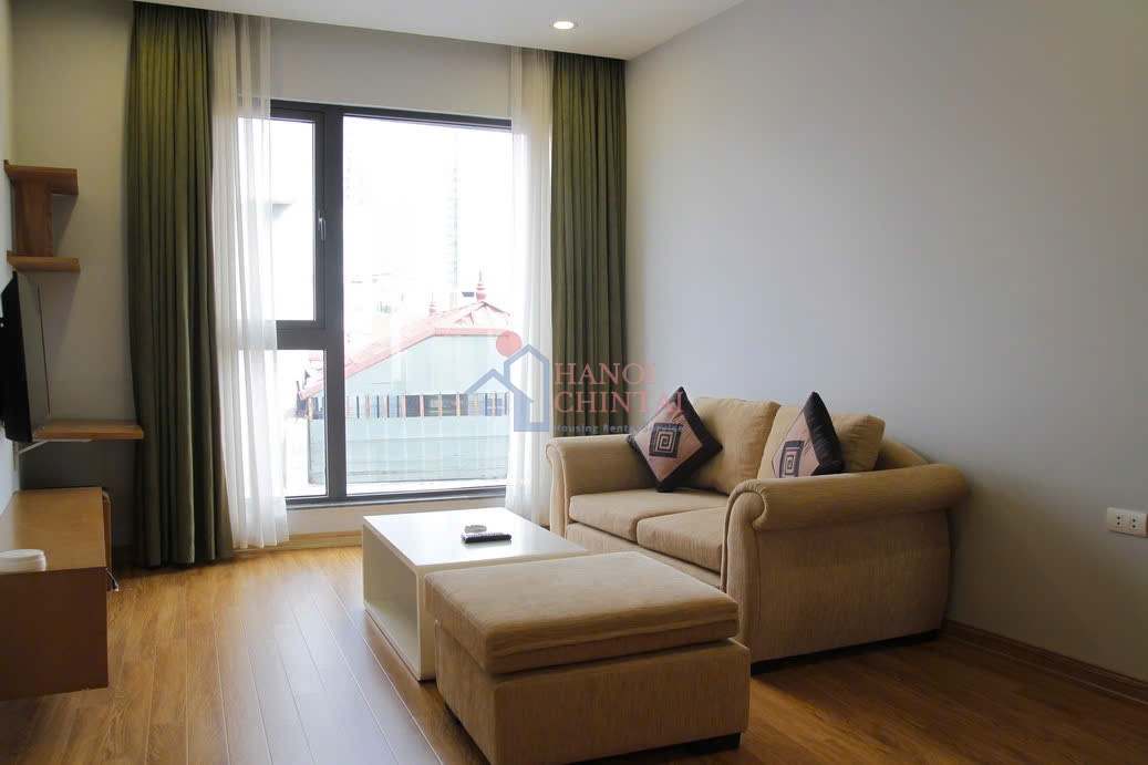 Dao Tan St, Ba Dinh, Hanoi にあるモダンな1ベッドルーム賃貸アパート