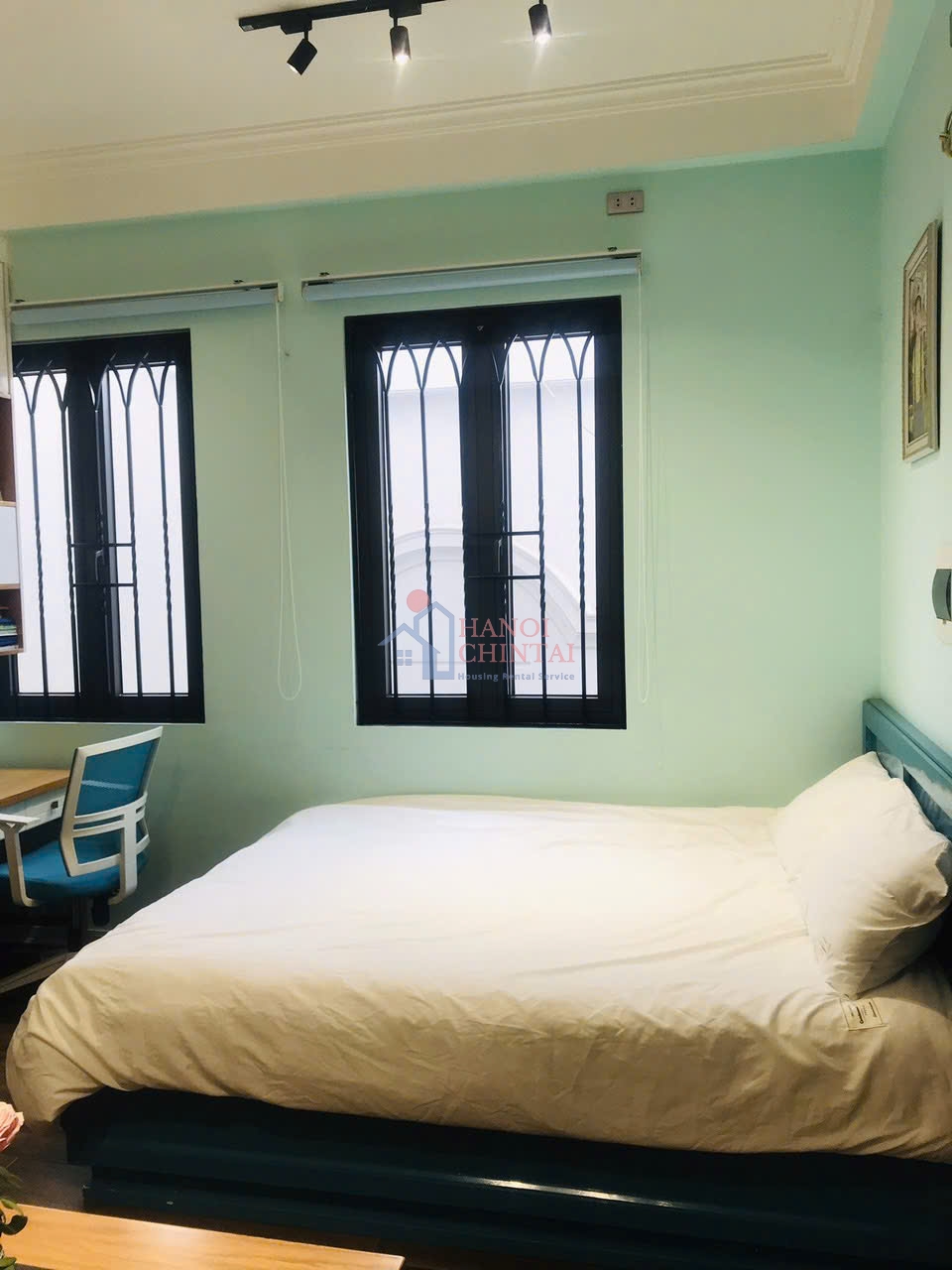 Spacious 3-Bedroom Apartment for Rent on Hoang Hoa Tham Street, Ba Dinh Ward, Hanoi – 120m²