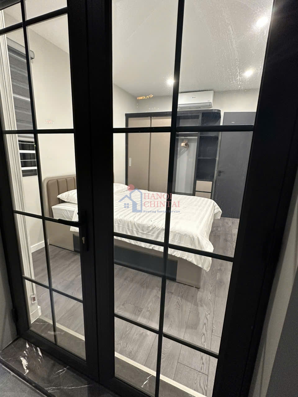 Bright and Spacious 1-Bedroom Apartment for Rent in Ngoc Khanh Ward, Hanoi