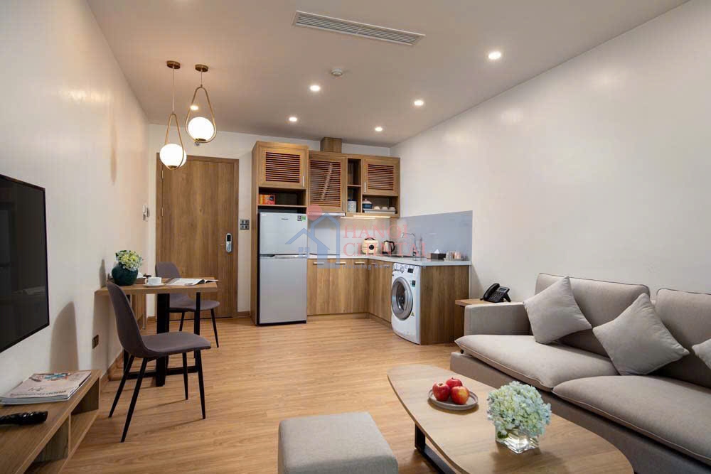 Dịch Vọng Hậu・Cau Giay Wardの60m² 1ベッドルームサービスアパートメント