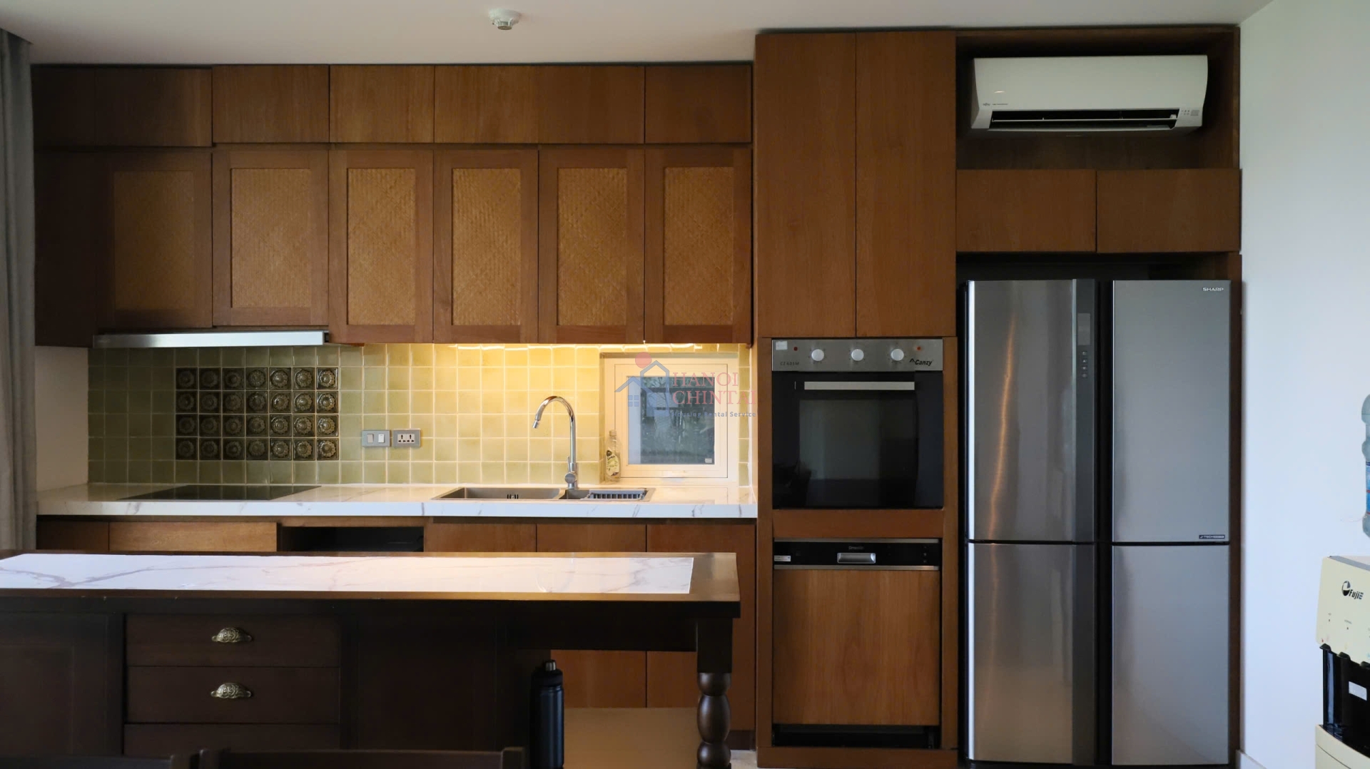 アパート302｜Tay Hoエリアの広々とした3ベッドルーム（160㎡）