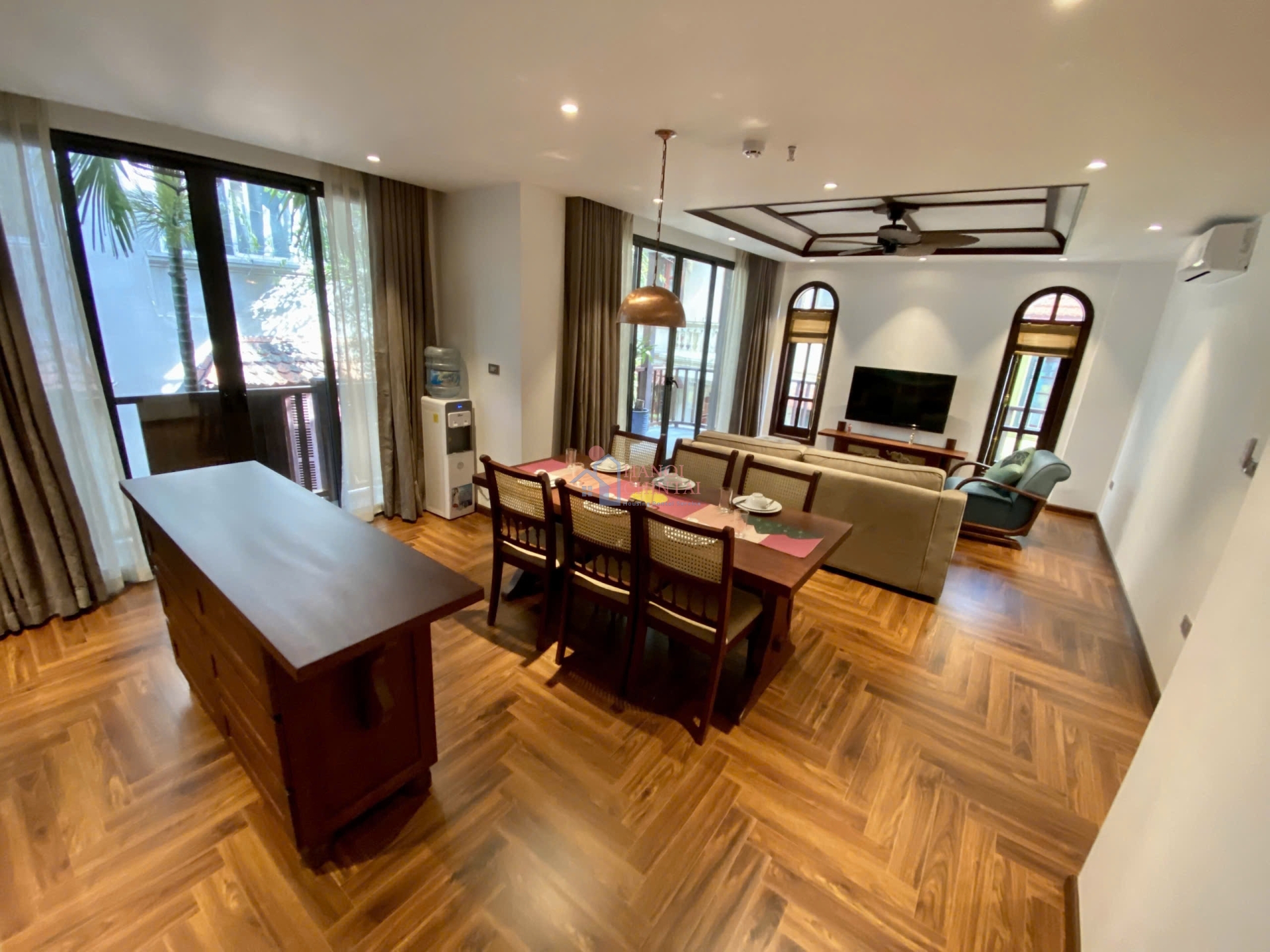 アパート401｜Tay Ho地区の3ベッドルームアパート（150㎡）