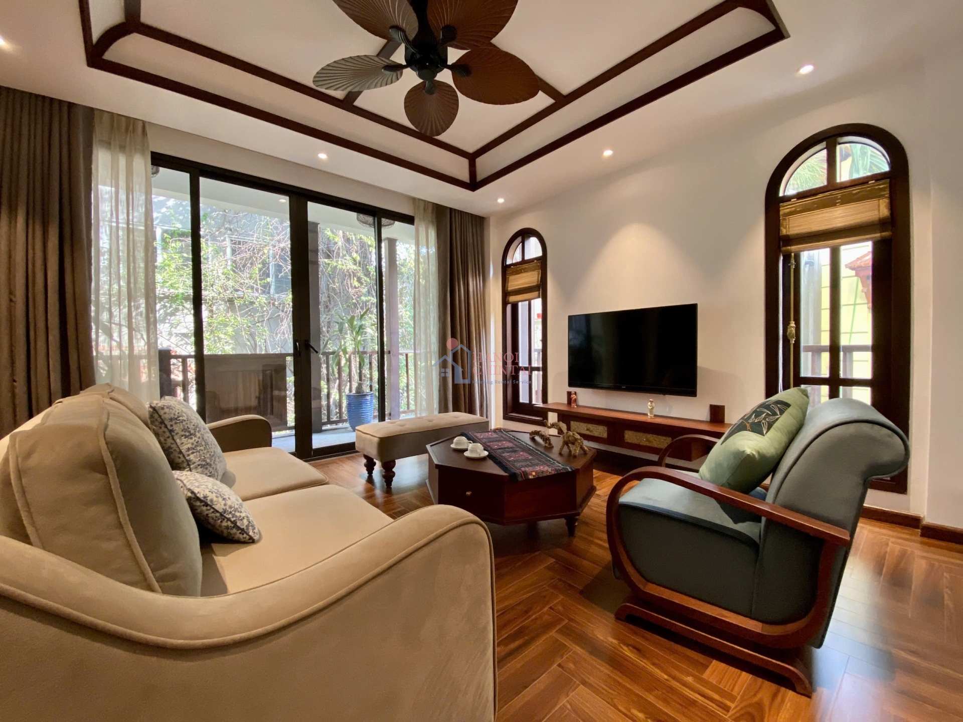 アパート401｜Tay Ho地区の3ベッドルームアパート（150㎡）