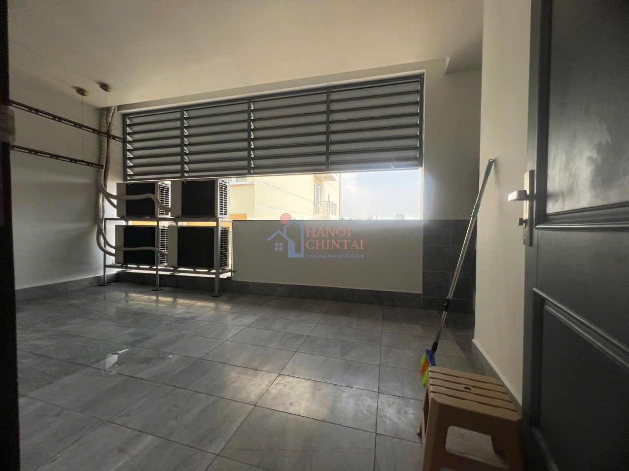 最上階メゾネット｜Tay Ho District｜3ベッドルームサービスアパートメント｜350㎡