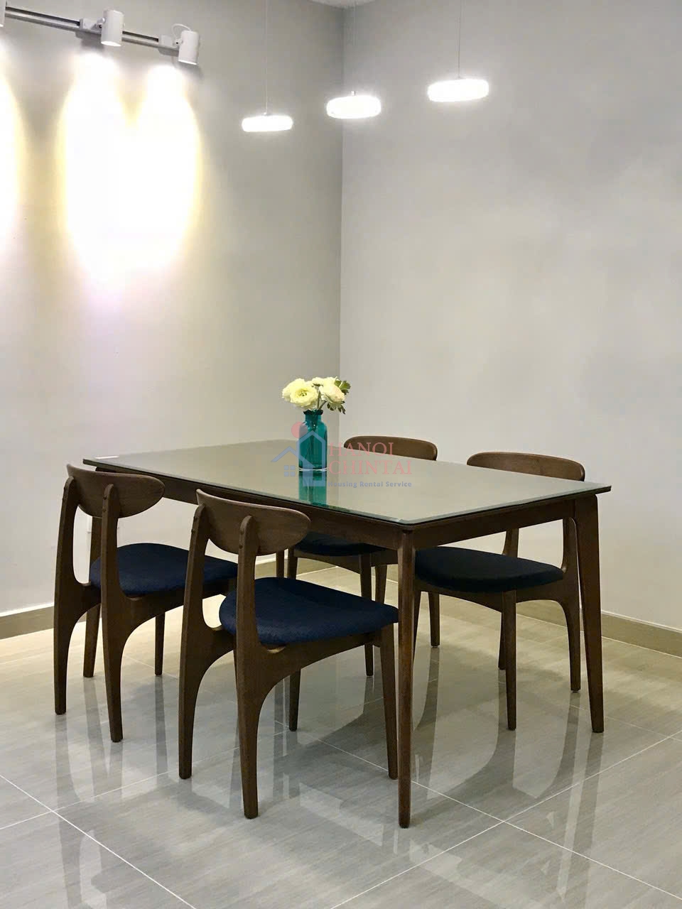 Ciputra の家具付き3ベッドルーム賃貸マンション