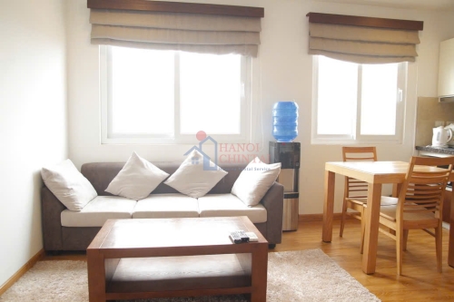 バーディン区 Pham Huy Thong Street のスタイリッシュ1ベッドルームアパート image 1