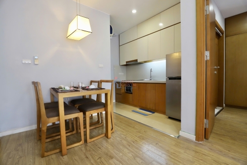 Dao Tan Street, Ba Dinh District, Hanoi にある明るい1ベッドルーム賃貸アパート image 4