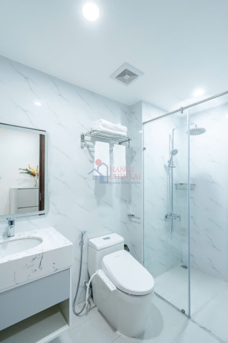 Nui Truc Street, Giang Vo Ward｜2ベッドルームサービスアパートメント｜65㎡ image 5
