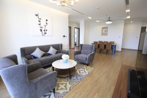 Spacious 3-Bedroom Apartment for Rent in Ba Dinh Ward, Hanoi image 3