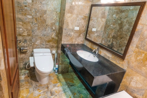 Fully Furnished 1-Bedroom Apartment for Rent in Kim Ma Ward, Hanoi – 40m² image 1