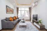 Linh Lang Street・Ngoc Ha Wardの65㎡家具付き1ベッドルーム