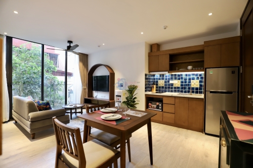 リンランの静かでモダンな1ベッドルーム・フルサービスアパート image 5