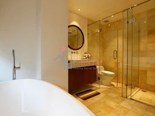 To Ngoc Van の広々とした 3 ベッドルーム アパートメント、プール付き – 180m²、明るく静か image 4