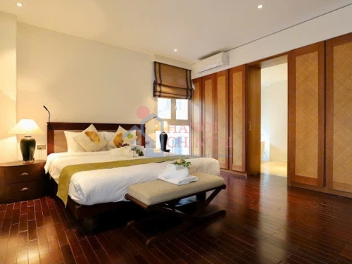 To Ngoc Van の広々とした 3 ベッドルーム アパートメント、プール付き – 180m²、明るく静か image 1